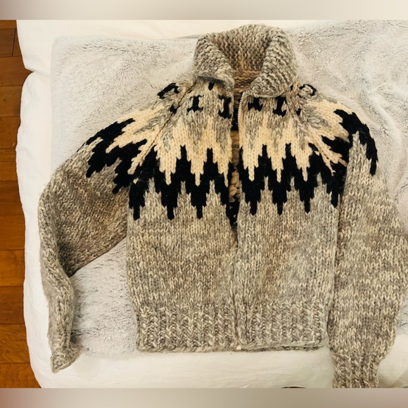 *Handmaid Cozy Wool Cowichan style Sweater zip up XS *rare size *vintage - Picture 5 of 5